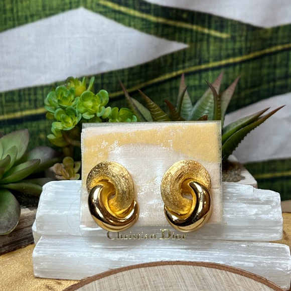 VTG| Christian Dior Earrings ✨ - Picture 4 of 8